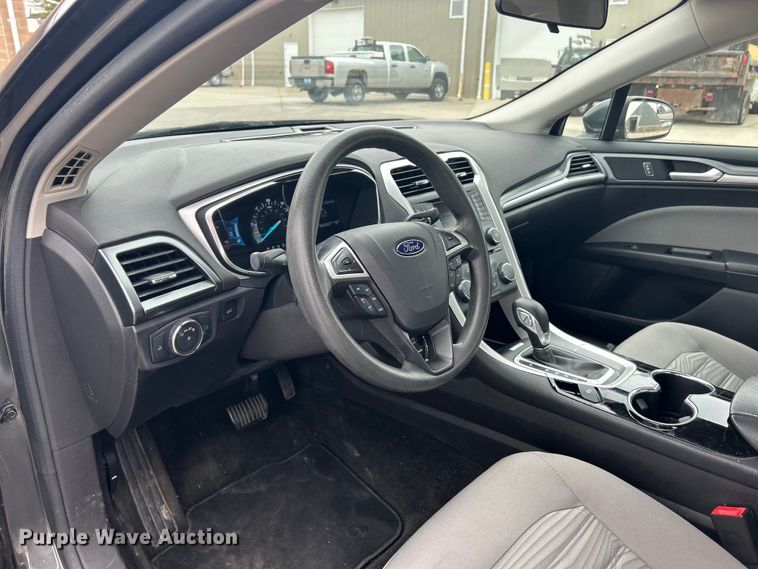 image for item EK4206 2016 Ford Fusion Hybrid 