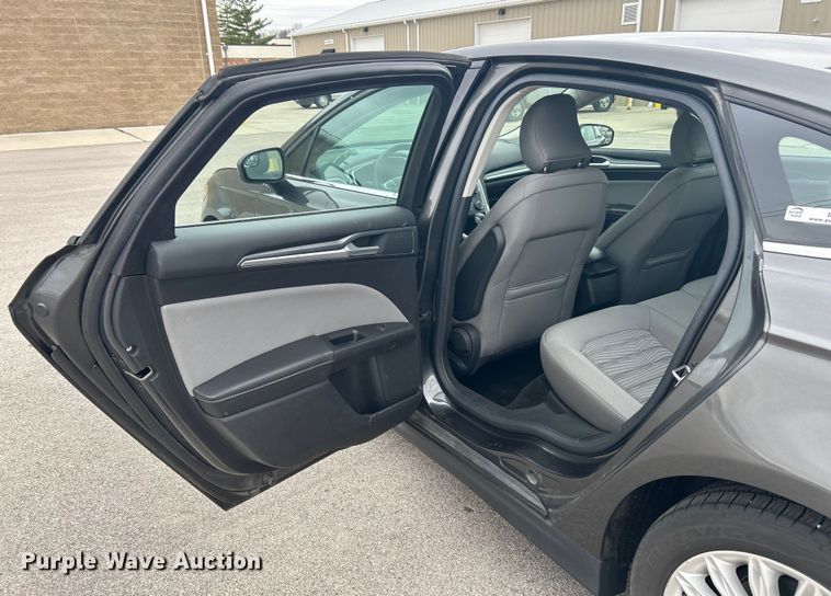 image for item EK4206 2016 Ford Fusion Hybrid 