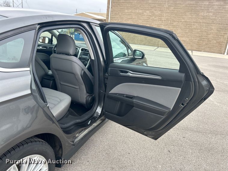 image for item EK4206 2016 Ford Fusion Hybrid 