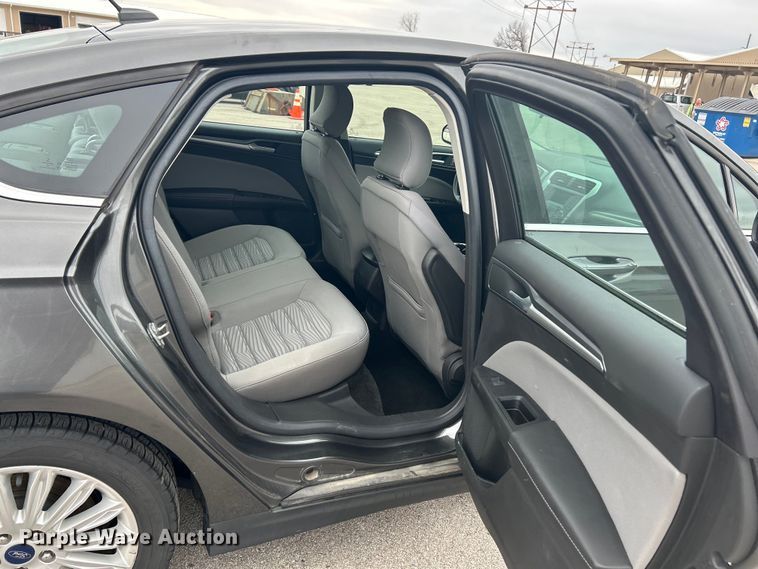 image for item EK4206 2016 Ford Fusion Hybrid 