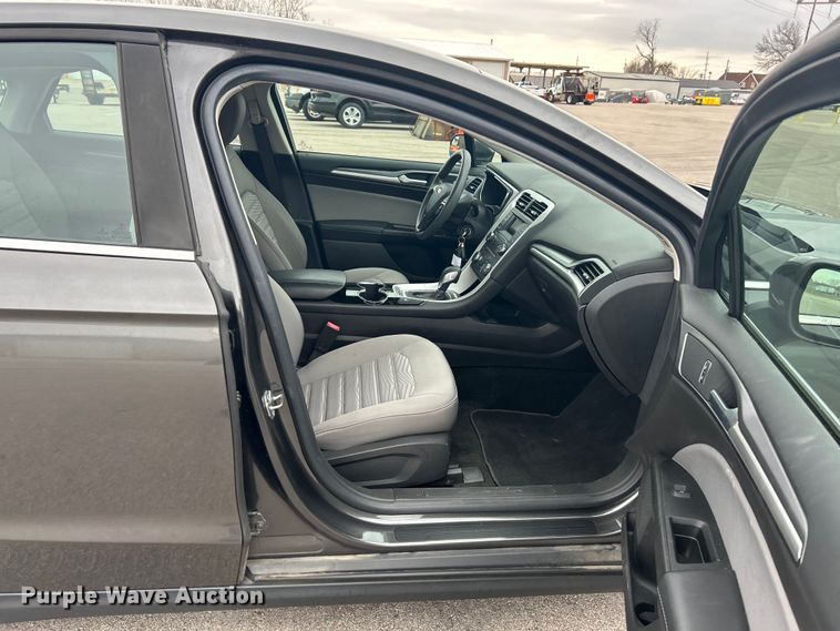 image for item EK4206 2016 Ford Fusion Hybrid 