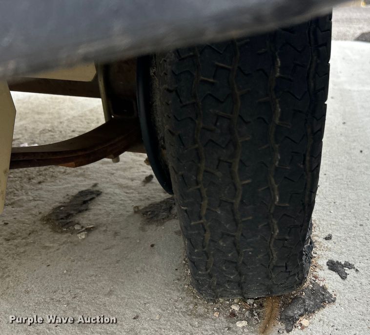 image for item EK4207 (2) light plants