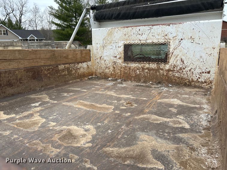 image for item EK4209 2003 Ford F450 Super Duty XL dump truck