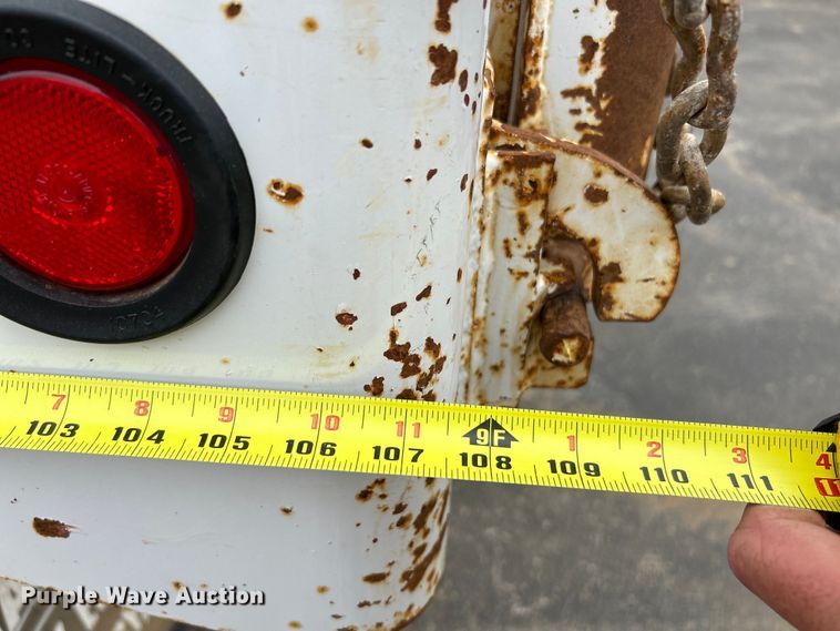 image for item EK4209 2003 Ford F450 Super Duty XL dump truck