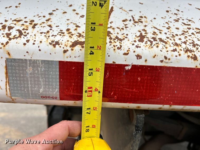 image for item EK4209 2003 Ford F450 Super Duty XL dump truck