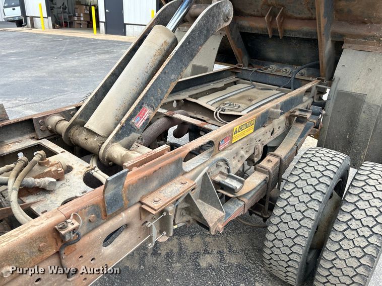 image for item EK4209 2003 Ford F450 Super Duty XL dump truck