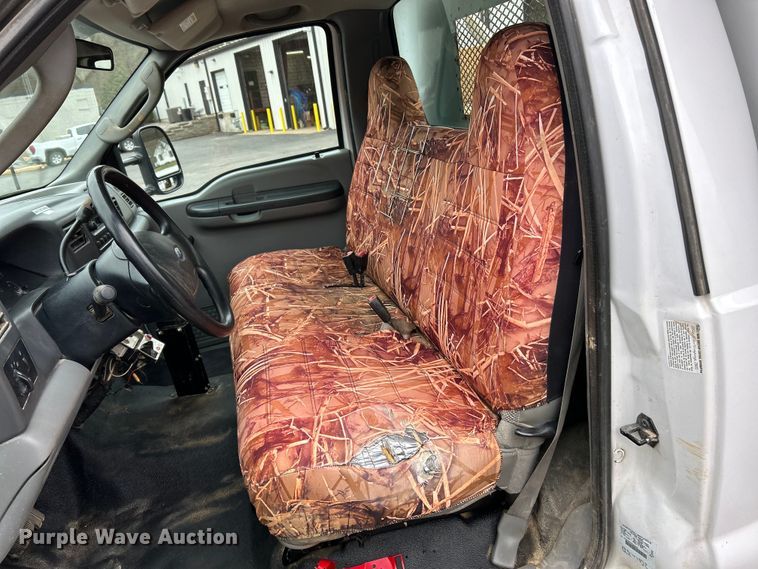 image for item EK4209 2003 Ford F450 Super Duty XL dump truck