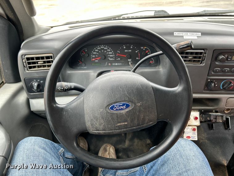 image for item EK4209 2003 Ford F450 Super Duty XL dump truck