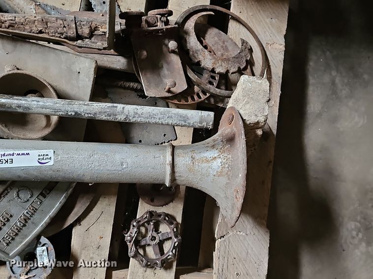 image for item EK5538 Building materials