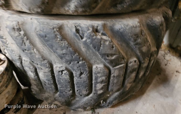 image for item EK5543 (4) Galaxy 33x15.5-16 skid steer tires and wheels