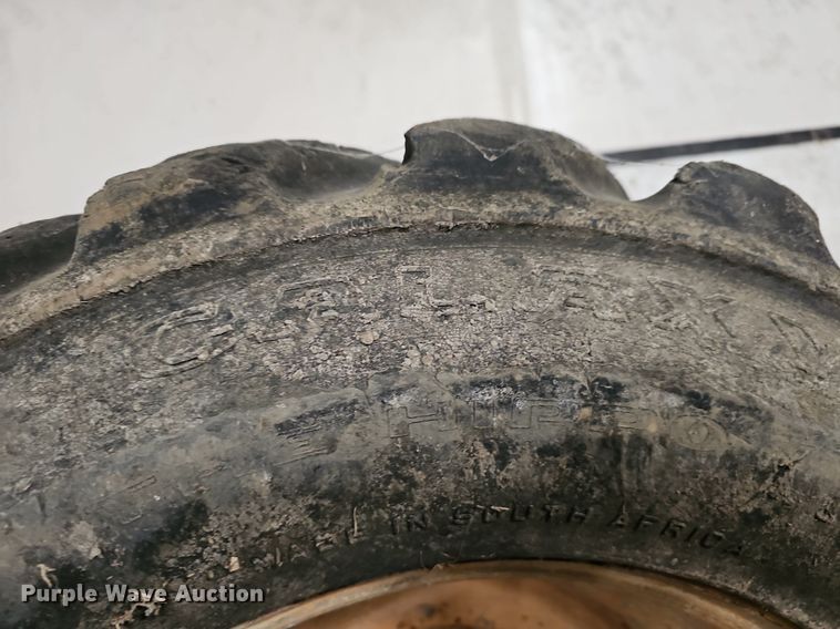 image for item EK5543 (4) Galaxy 33x15.5-16 skid steer tires and wheels