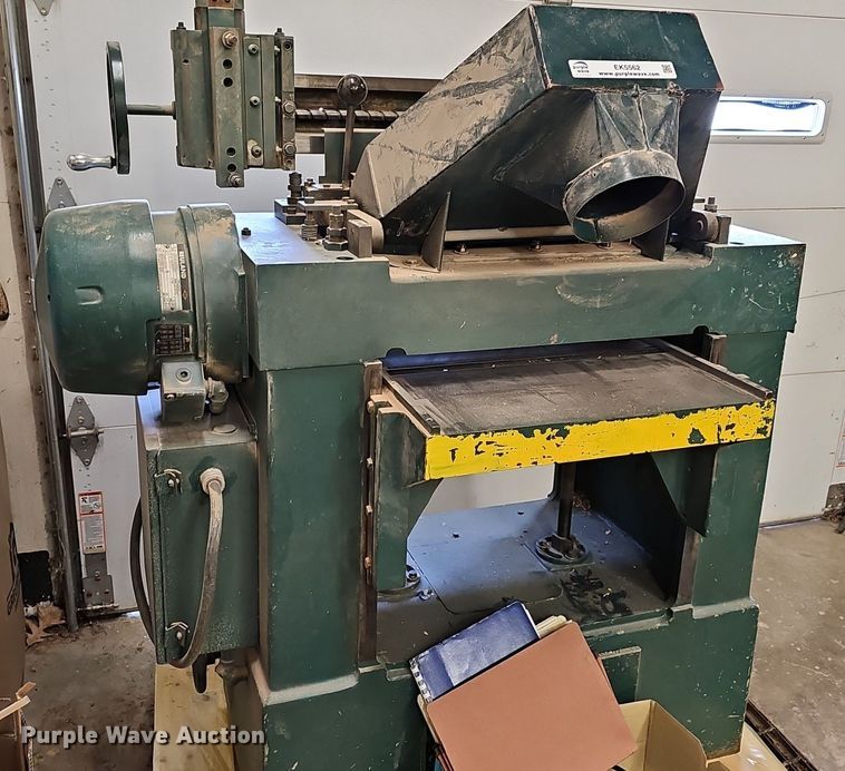 image for item EK5562 Oliver  2066 planer