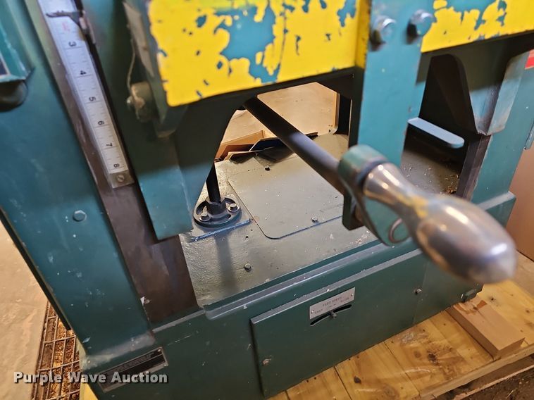 image for item EK5562 Oliver  2066 planer