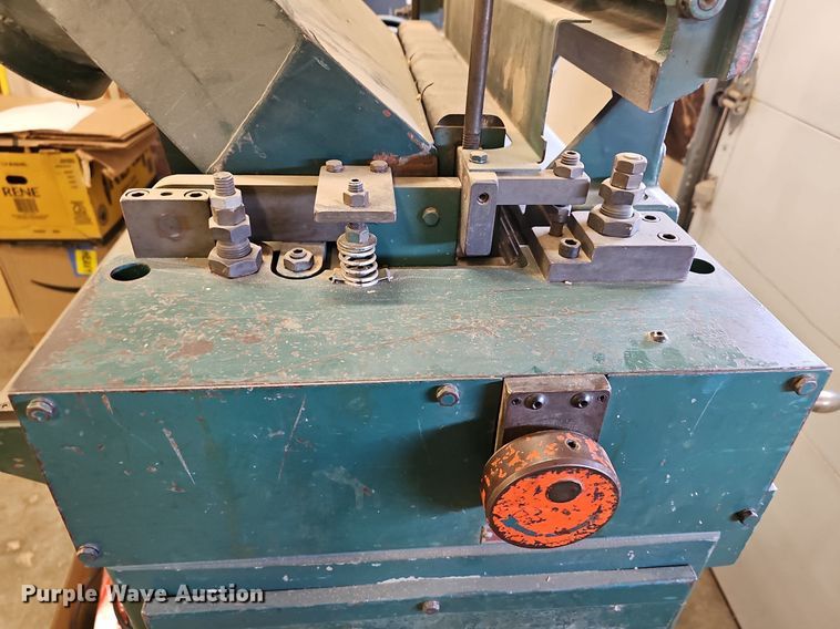 image for item EK5562 Oliver  2066 planer