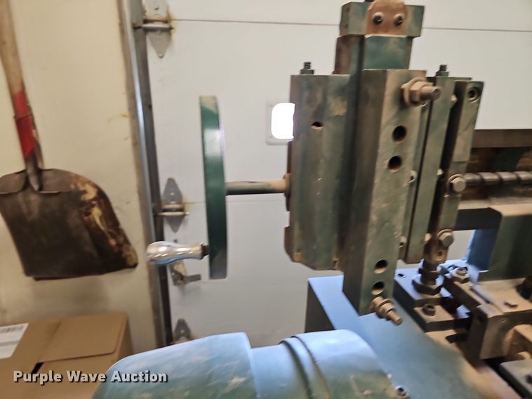 image for item EK5562 Oliver  2066 planer