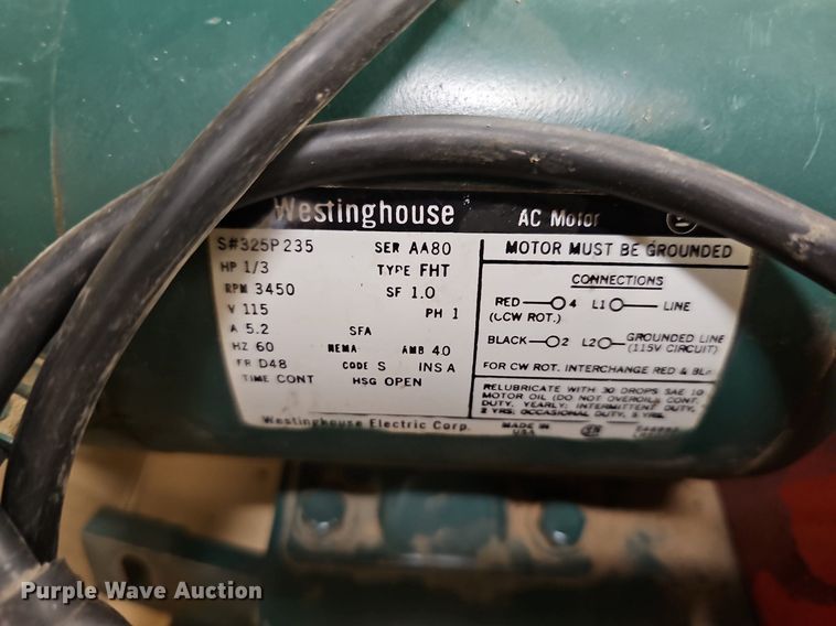 image for item EK5562 Oliver  2066 planer