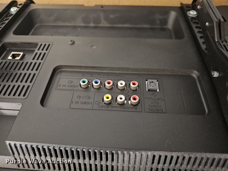 image for item EK5564 (8) monitors