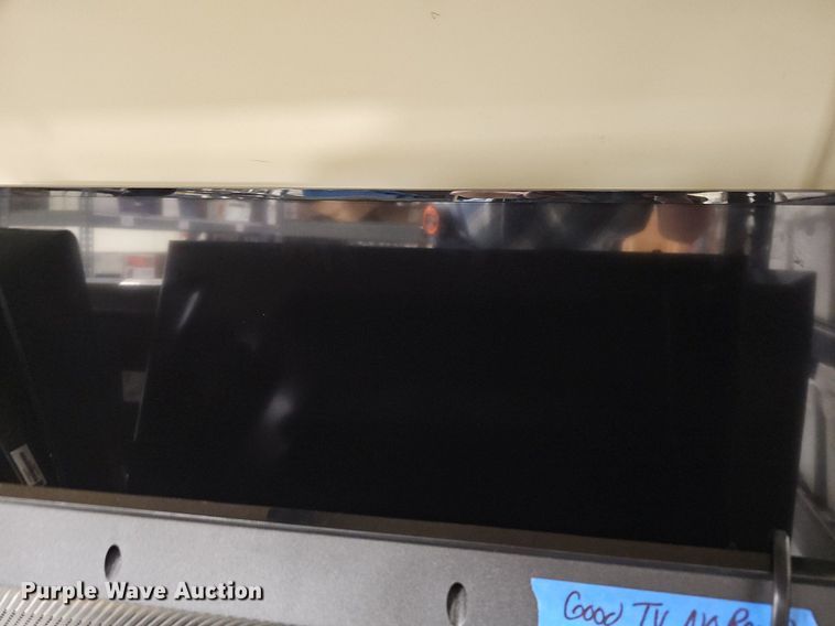 image for item EK5564 (8) monitors