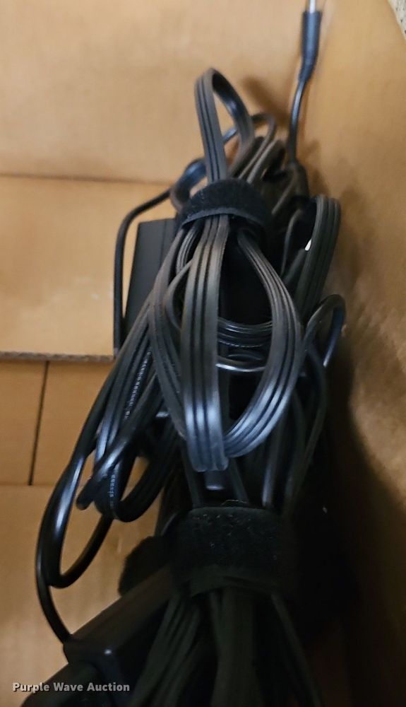 image for item EK5573 (7) computers