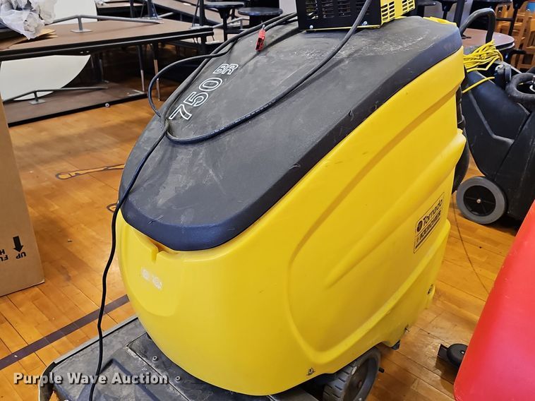 image for item EK5592 (2) floor scrubbers