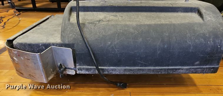 image for item EK5592 (2) floor scrubbers