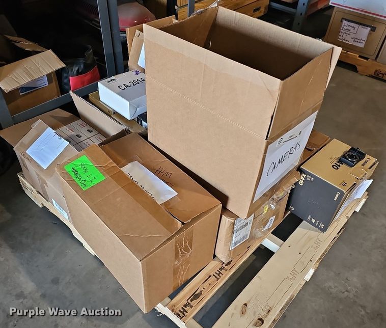 image for item EK5611 Digital cameras