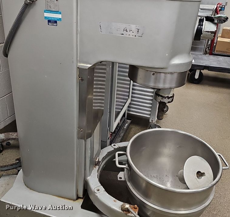 image for item EK5623 Hobart H600  mixer