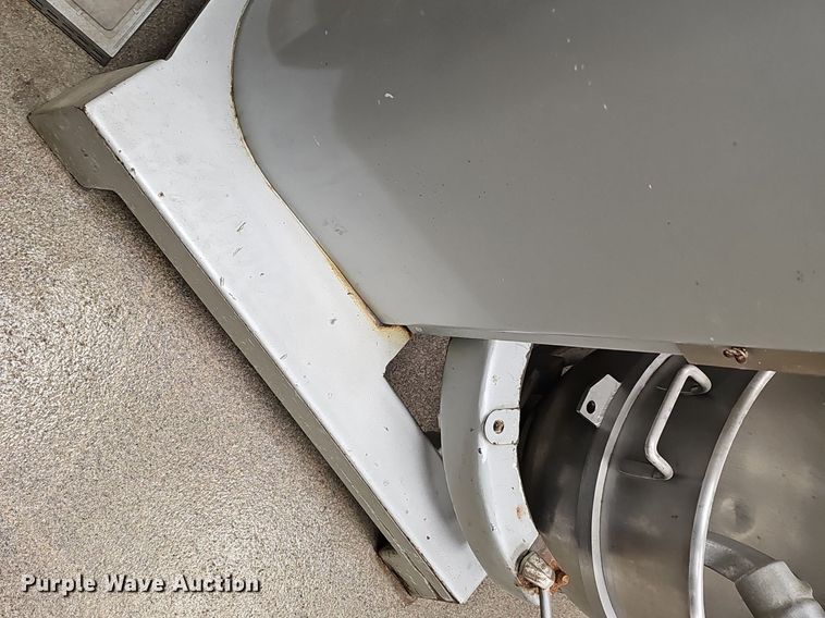 image for item EK5623 Hobart H600  mixer