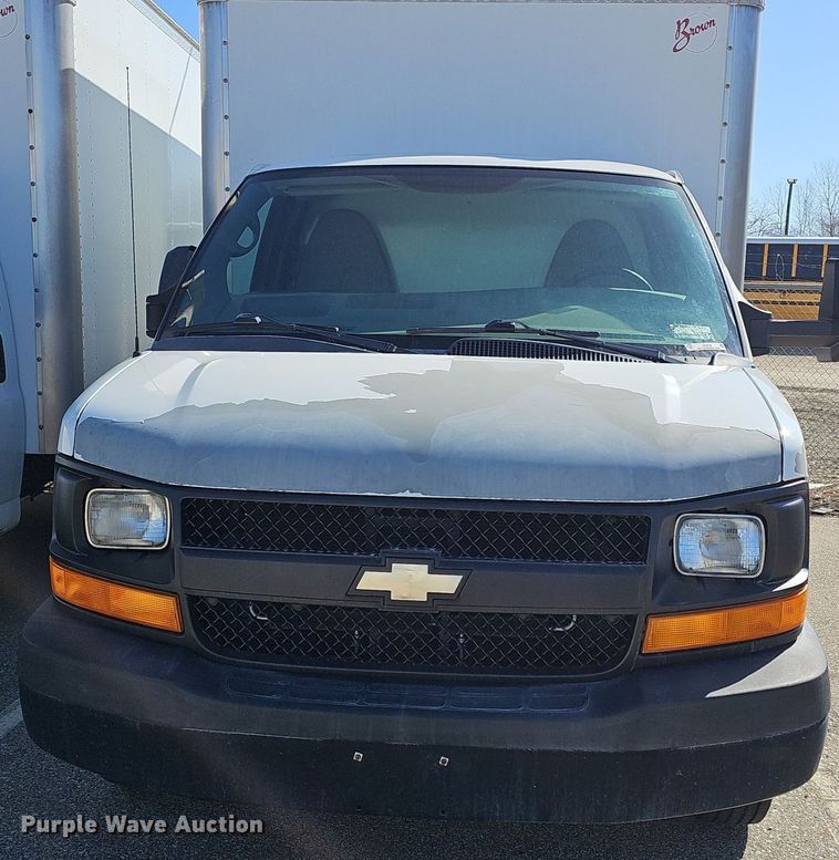 image for item EK5625 2011 Chevrolet Express G3500 box truck