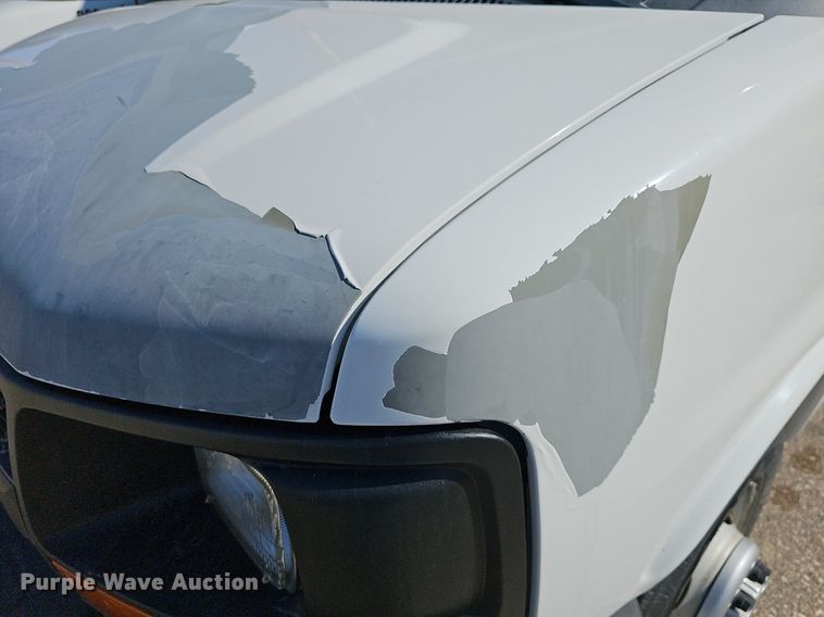 image for item EK5625 2011 Chevrolet Express G3500 box truck