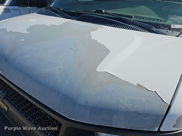 image for item EK5625 2011 Chevrolet Express G3500 box truck