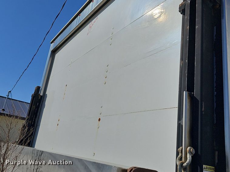 image for item EK5625 2011 Chevrolet Express G3500 box truck