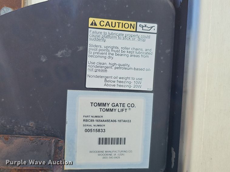 image for item EK5625 2011 Chevrolet Express G3500 box truck