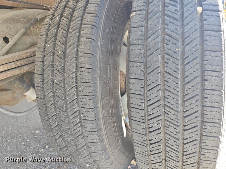 image for item EK5625 2011 Chevrolet Express G3500 box truck