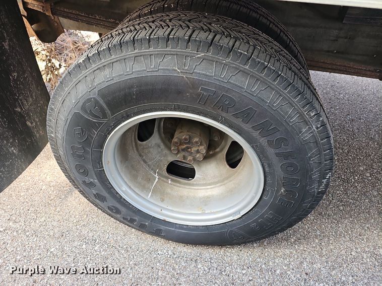 image for item EK5625 2011 Chevrolet Express G3500 box truck