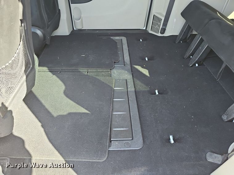 image for item EK5626 2011 Dodge Grand Caravan van