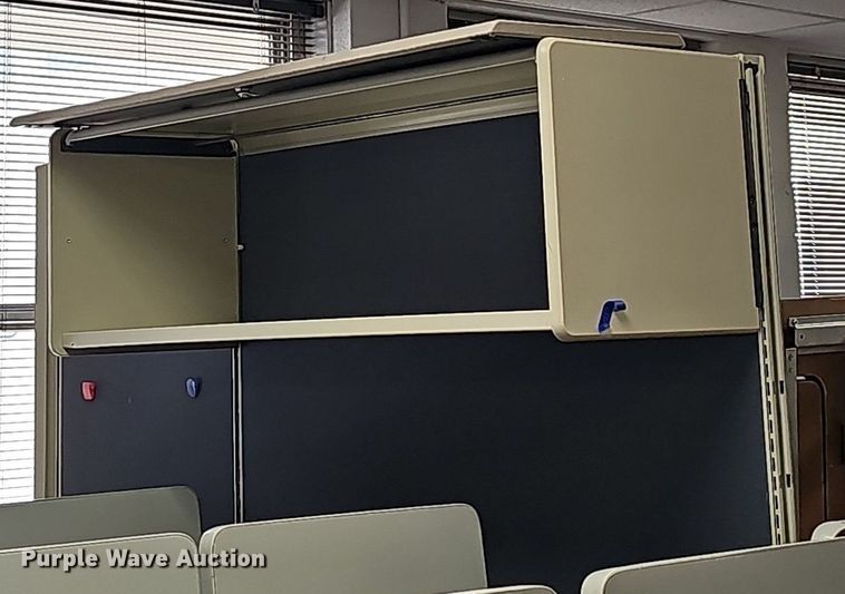 image for item EK5635 Cubicle sections