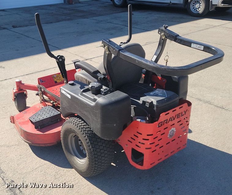 image for item LA9685 Gravely Pro-Turn 60 ZTR lawn mower