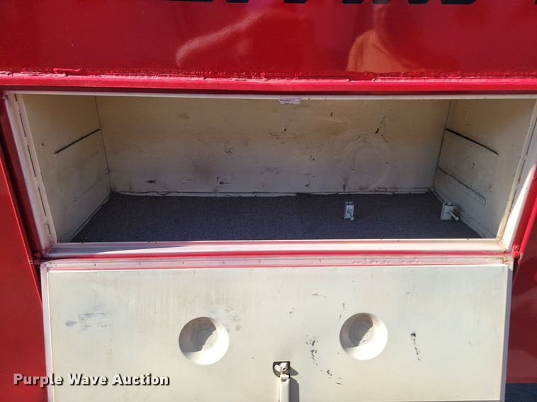 image for item LA9686 2003 Ford  F450 Crew Cab utility / service truck