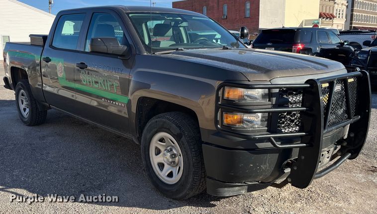 image for item LE9038 2015 Chevrolet  Silverado 1500 Crew Cab pickup truck