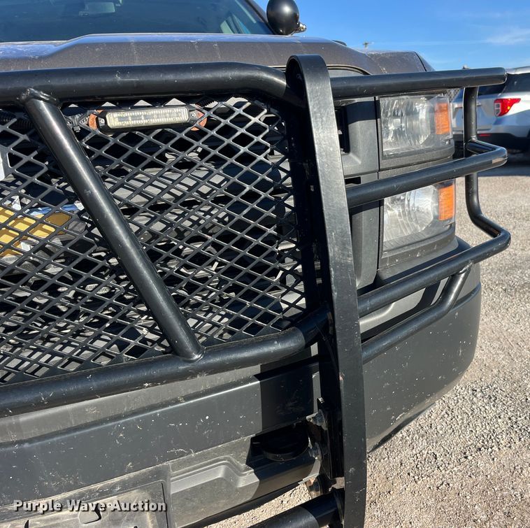 image for item LE9038 2015 Chevrolet  Silverado 1500 Crew Cab pickup truck