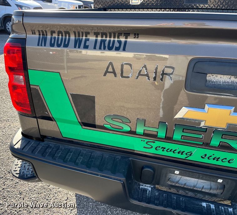 image for item LE9038 2015 Chevrolet  Silverado 1500 Crew Cab pickup truck