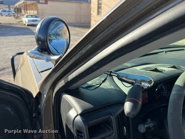 image for item LE9038 2015 Chevrolet  Silverado 1500 Crew Cab pickup truck