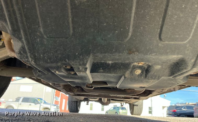 image for item LE9038 2015 Chevrolet  Silverado 1500 Crew Cab pickup truck