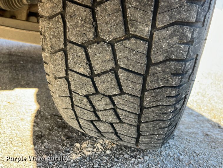 image for item LE9038 2015 Chevrolet  Silverado 1500 Crew Cab pickup truck