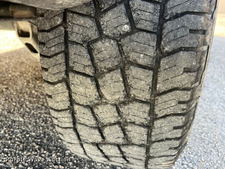 image for item LE9038 2015 Chevrolet  Silverado 1500 Crew Cab pickup truck