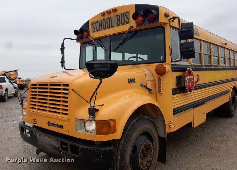 image for item LX9882 1998 International 3800 school bus