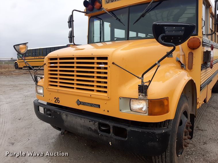 image for item LX9882 1998 International 3800 school bus