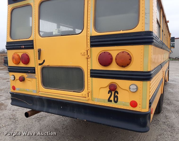 image for item LX9882 1998 International 3800 school bus