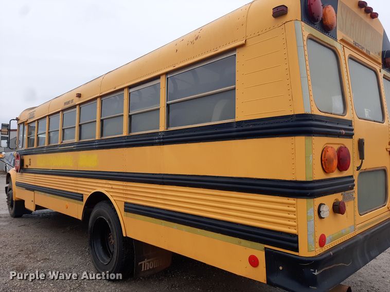 image for item LX9882 1998 International 3800 school bus